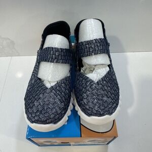 Bernie Mev New York Navy Shimmer Kids Size 33 US 2 NIB BM26